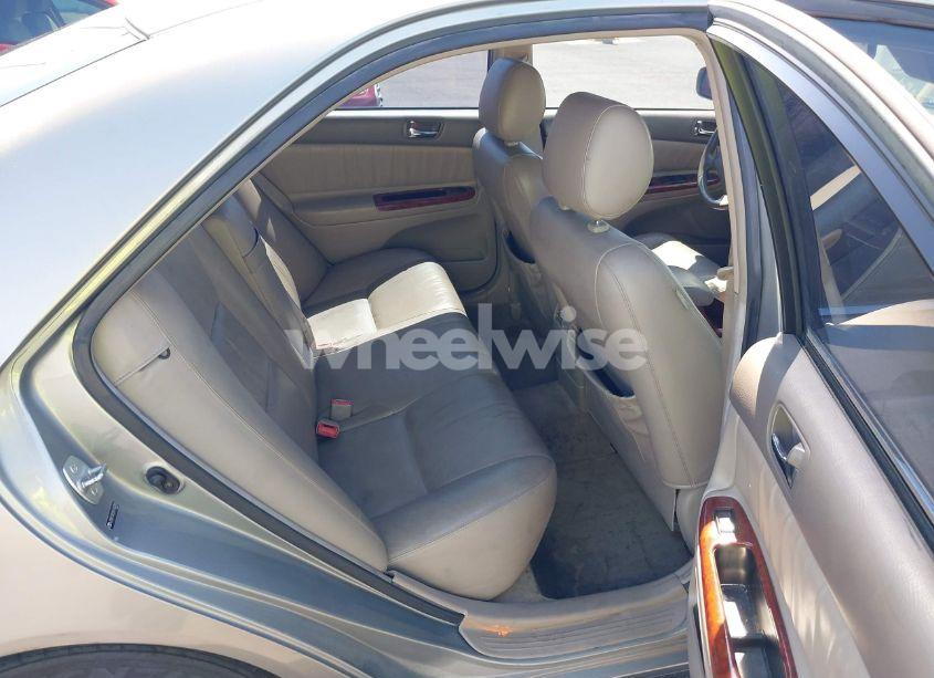 Photo 8 of 2005 Toyota Camry XLE V6 (VIN JTDBF30K550163390)