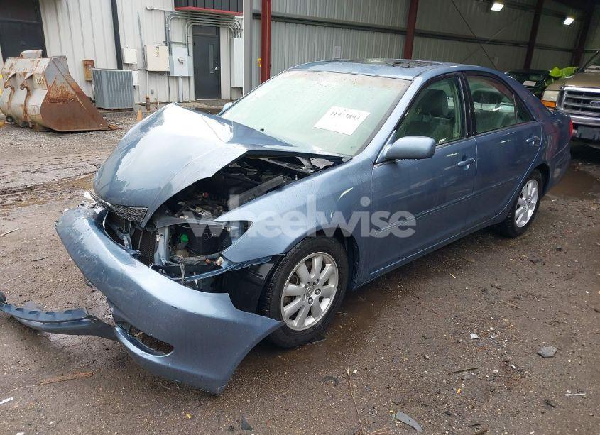 Photo 2 of 2002 Toyota Camry XLE V6 (VIN JTDBF30K820002222)