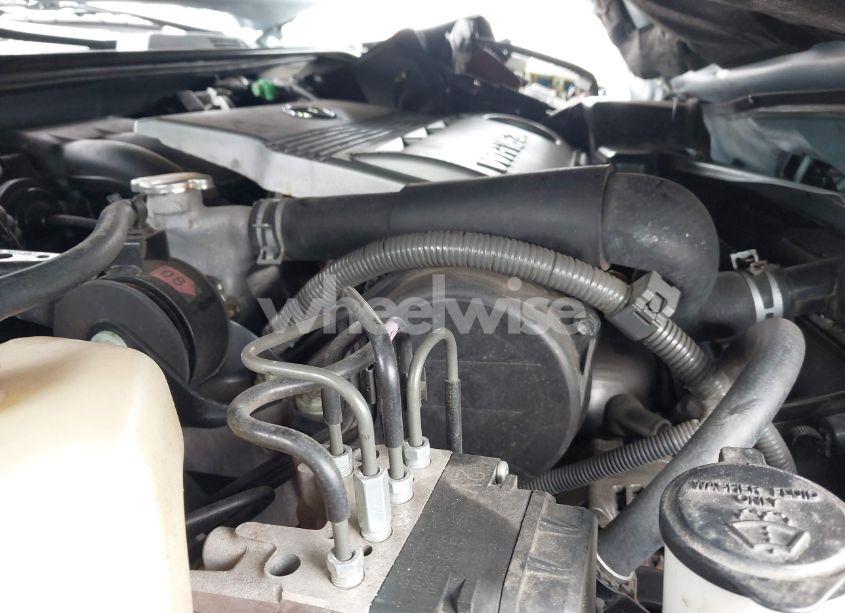 Photo 10 of 2005 Toyota Camry XLE V6 (VIN JTDBF30K850166302)