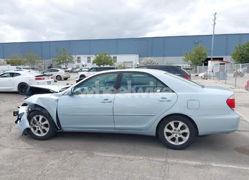 Photo 14 of 2005 Toyota Camry XLE V6 (VIN JTDBF30K850166302)
