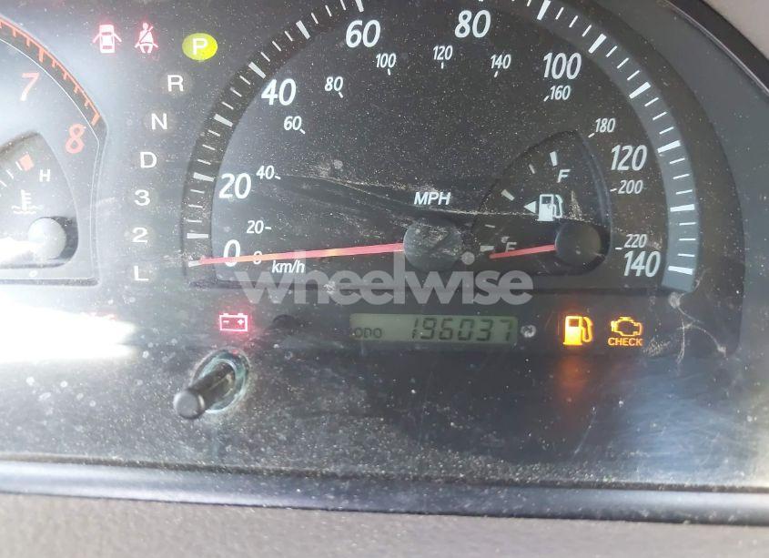 Photo 15 of 2004 Toyota Camry XLE V6 (VIN JTDBF32K140152690)