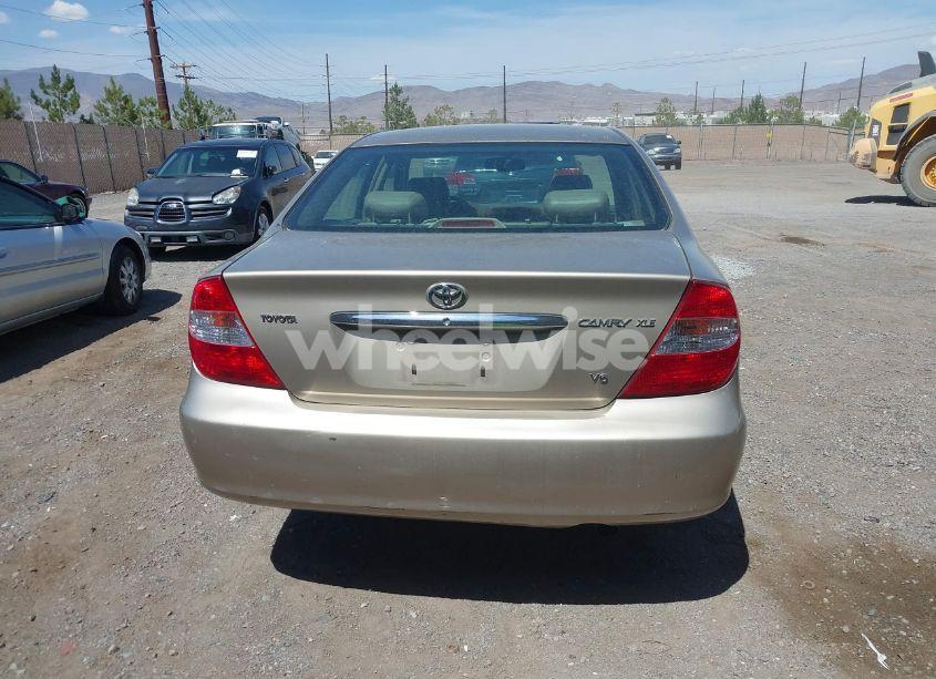 Photo 16 of 2004 Toyota Camry XLE V6 (VIN JTDBF32K140152690)
