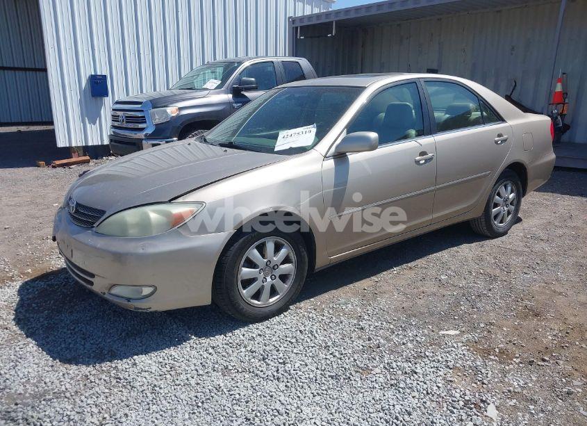 Photo 2 of 2004 Toyota Camry XLE V6 (VIN JTDBF32K140152690)