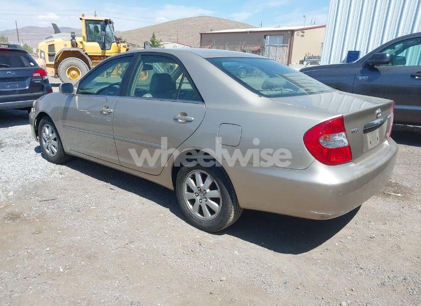 Photo 3 of 2004 Toyota Camry XLE V6 (VIN JTDBF32K140152690)