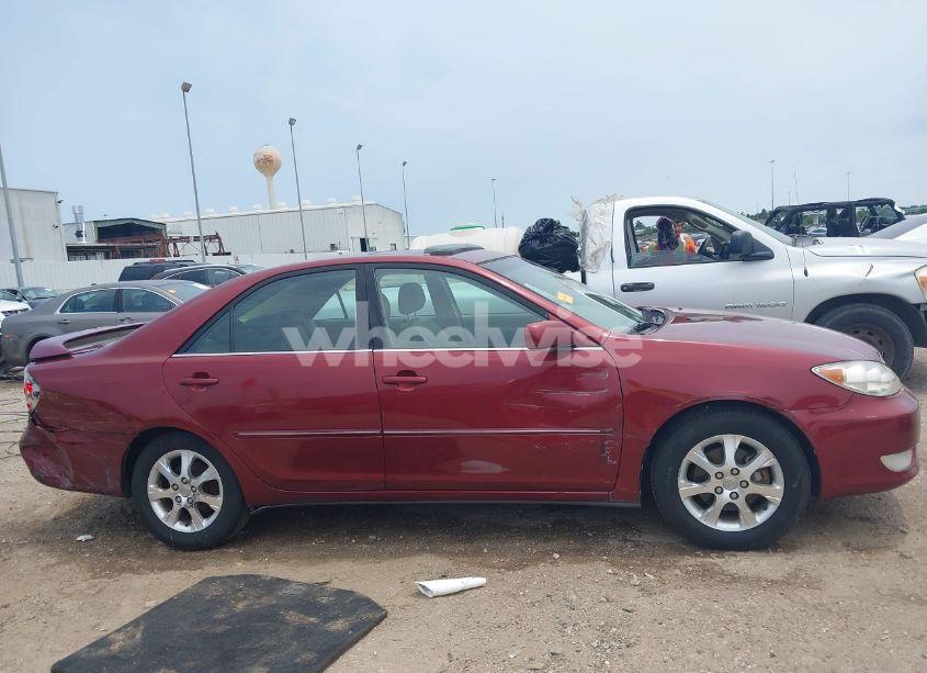 Photo 13 of 2005 Toyota Camry XLE V6 (VIN JTDBF32K650165100)