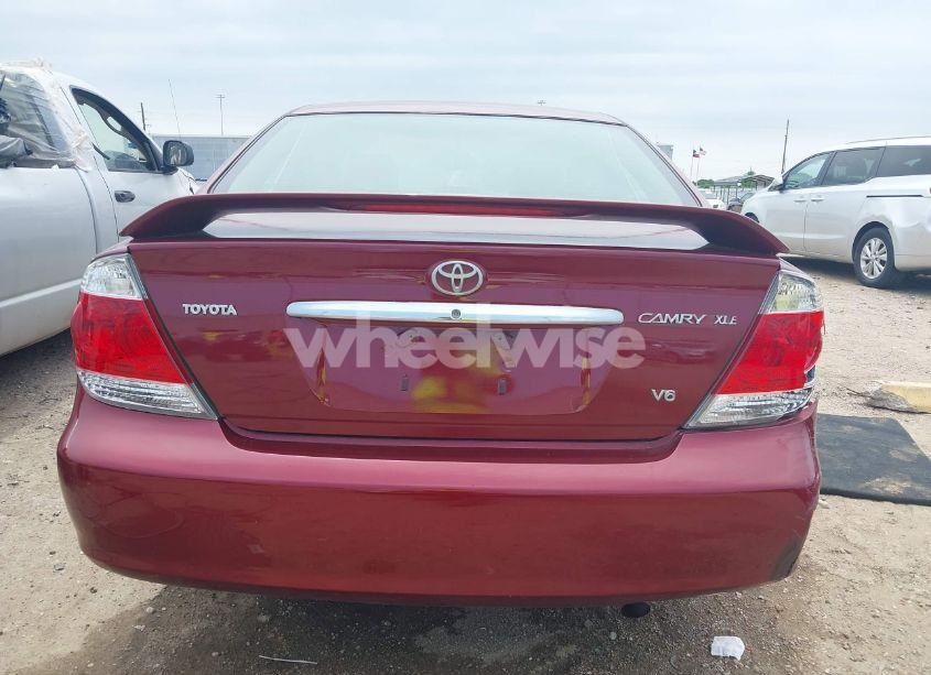Photo 16 of 2005 Toyota Camry XLE V6 (VIN JTDBF32K650165100)