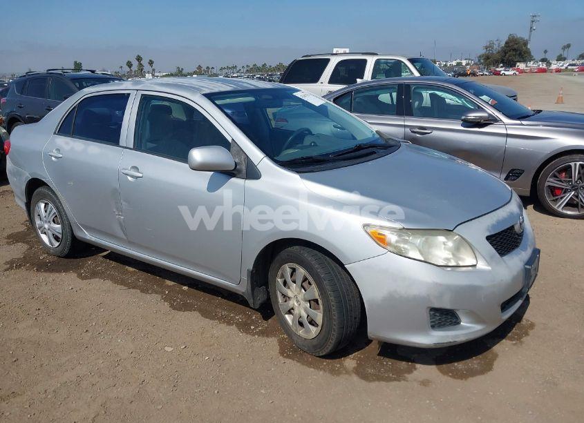 2009 Toyota Corolla LE (VIN JTDBL40E099033012) main photo