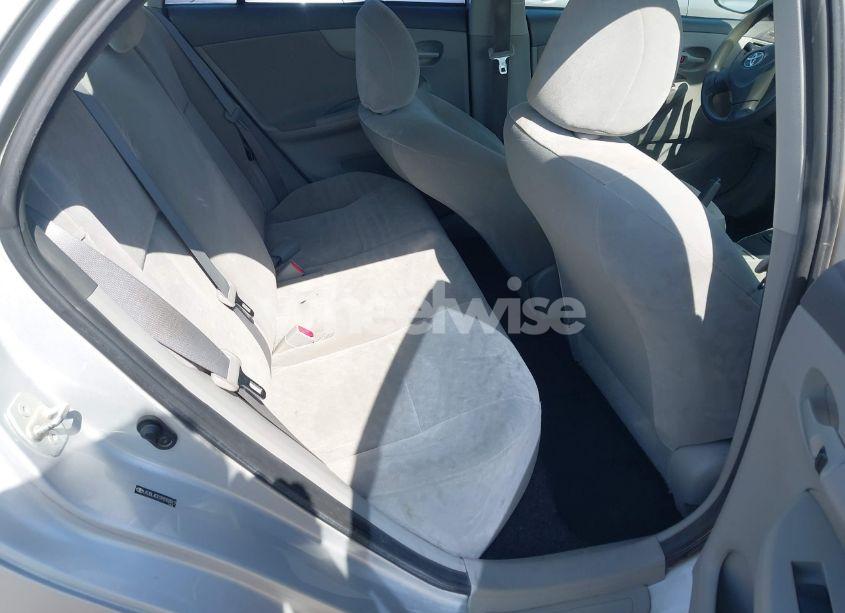 Photo 8 of 2009 Toyota Corolla LE (VIN JTDBL40E099033012)