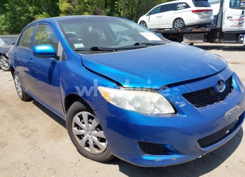 2009 Toyota Corolla LE (VIN JTDBL40E09J034871) main photo