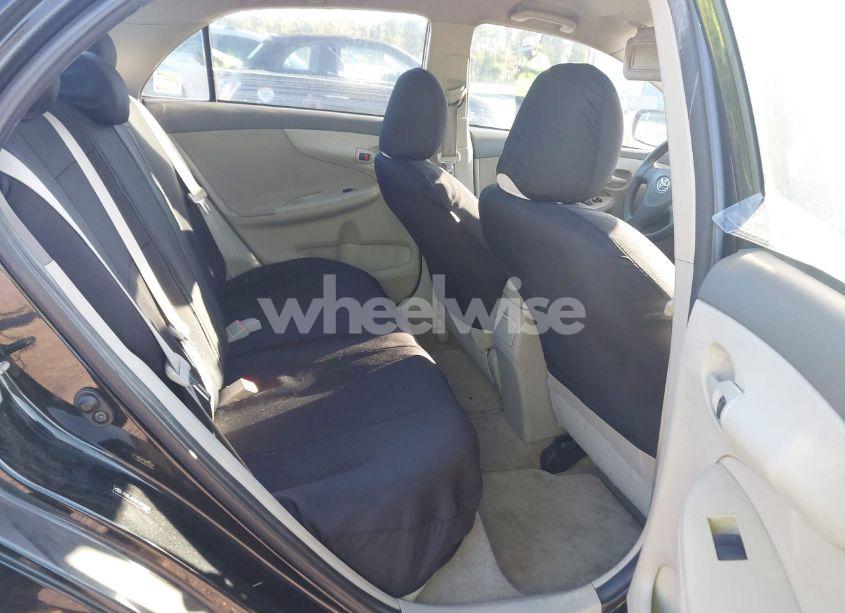 Photo 8 of 2009 Toyota Corolla LE (VIN JTDBL40E09J050276)