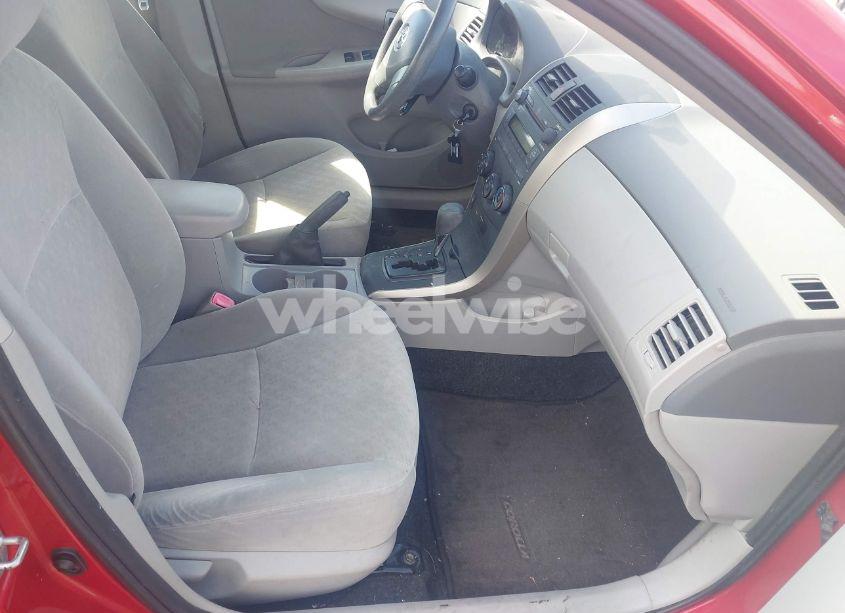 Photo 5 of 2009 Toyota Corolla LE (VIN JTDBL40E19J030277)