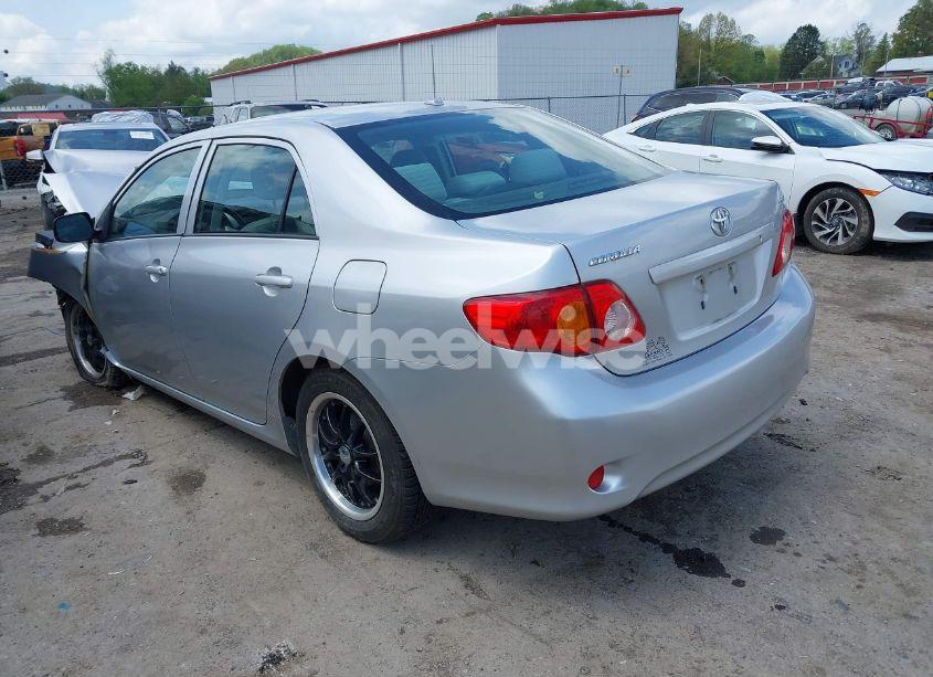 Photo 3 of 2009 Toyota Corolla LE (VIN JTDBL40E49J012940)