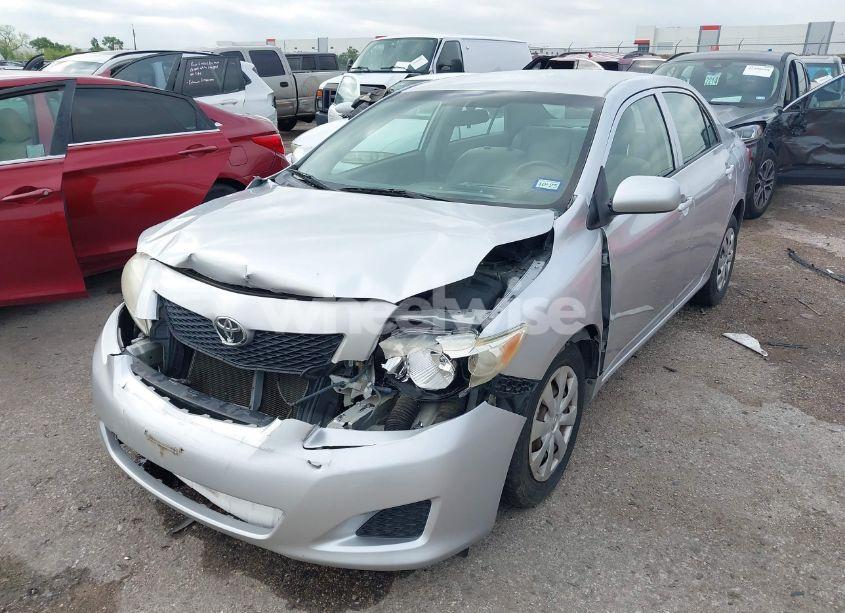 Photo 2 of 2009 Toyota Corolla LE (VIN JTDBL40E69J024992)