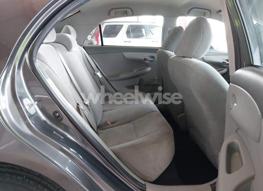 Photo 8 of 2009 Toyota Corolla (VIN JTDBL40E799040202)