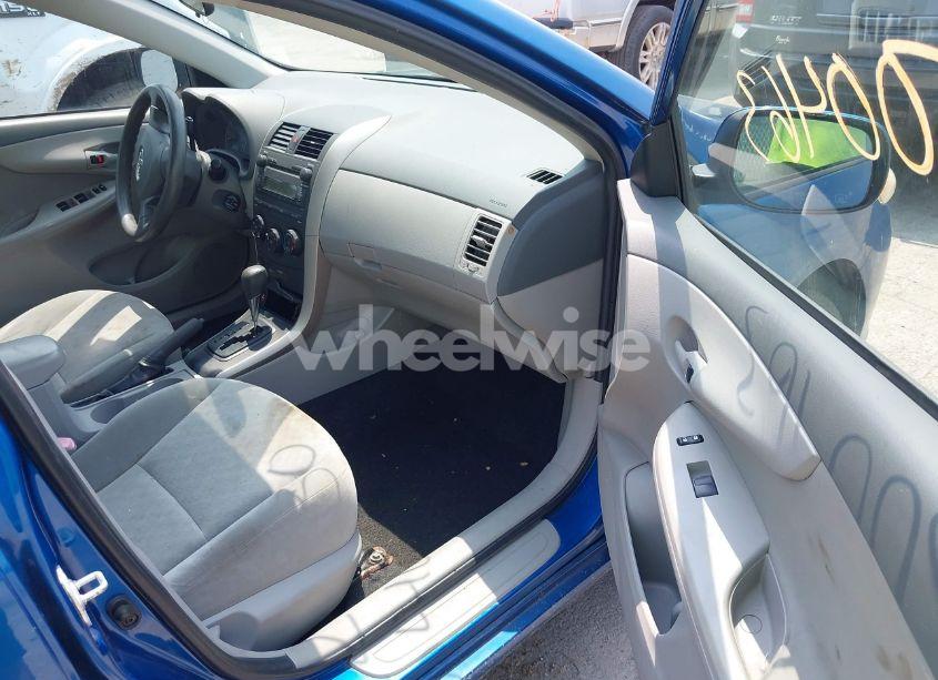 Photo 5 of 2009 Toyota Corolla LE (VIN JTDBL40E799045173)