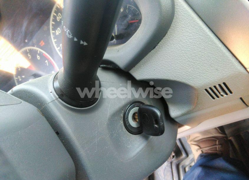 Photo 11 of 2009 Toyota Corolla (VIN JTDBL40E79J047259)