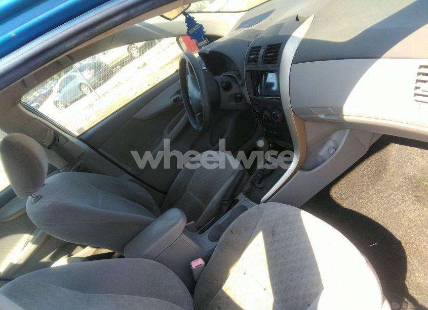 Photo 5 of 2009 Toyota Corolla (VIN JTDBL40E79J047259)