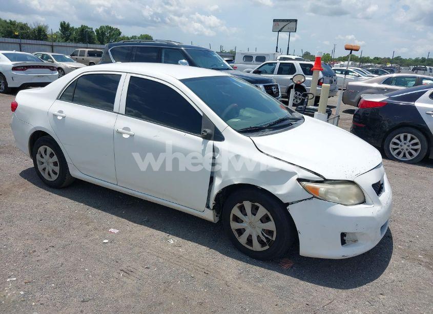 2009 Toyota Corolla (VIN JTDBL40E999032117) main photo