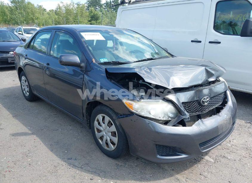 2009 Toyota Corolla LE (VIN JTDBL40E999049483) main photo