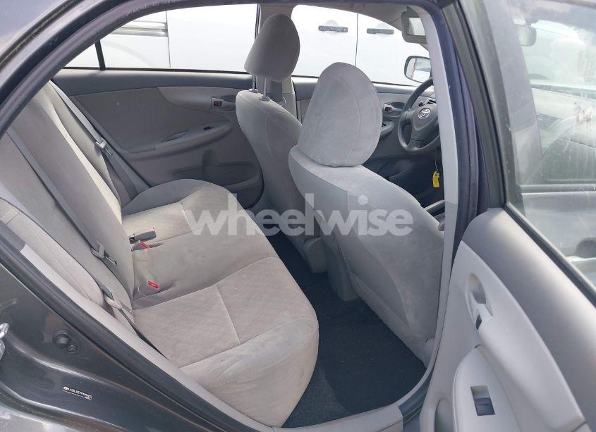 Photo 8 of 2009 Toyota Corolla LE (VIN JTDBL40E999049483)