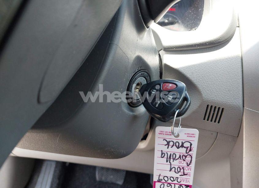 Photo 11 of 2009 Toyota Corolla XLE (VIN JTDBL40E999086842)