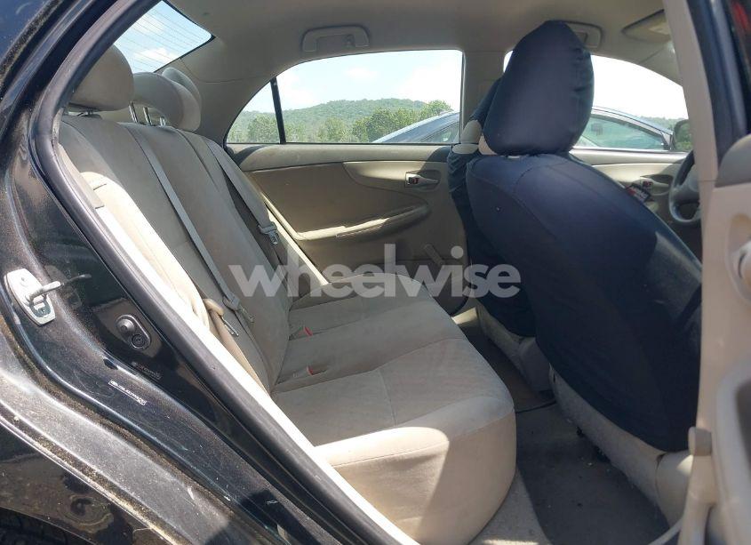 Photo 8 of 2009 Toyota Corolla (VIN JTDBL40EX99087787)