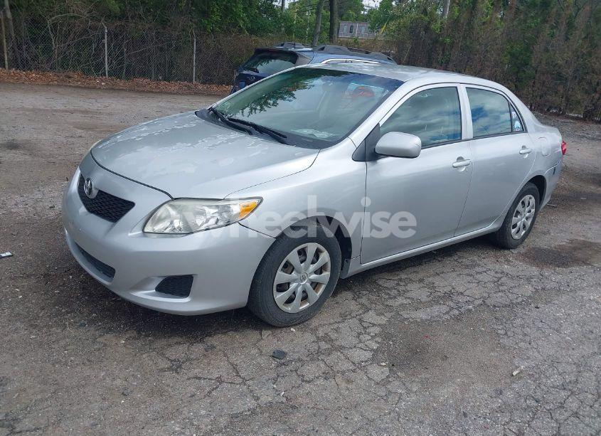 Photo 2 of 2009 Toyota Corolla LE/S/XLE (VIN JTDBL40EX9J046512)