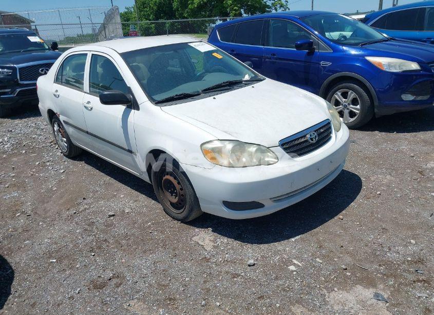 2005 Toyota Corolla CE (VIN JTDBR32E052054404) main photo