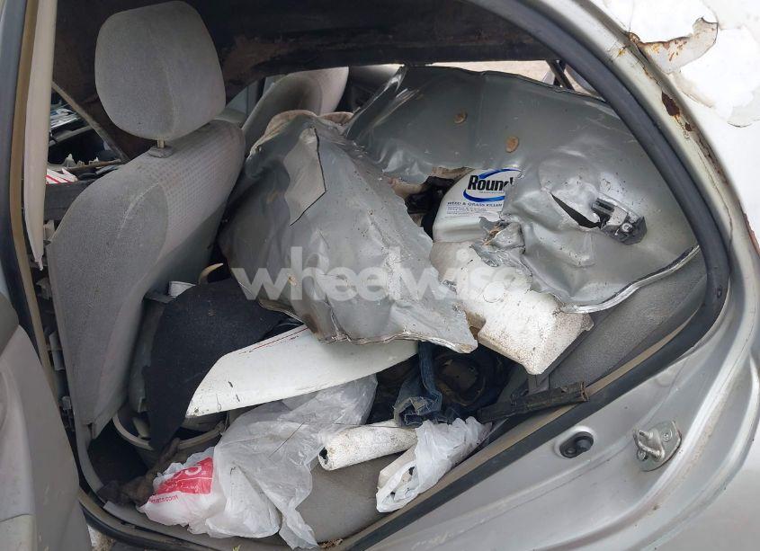 Photo 8 of 2007 Toyota Corolla CE/LE/S (VIN JTDBR32E070114700)