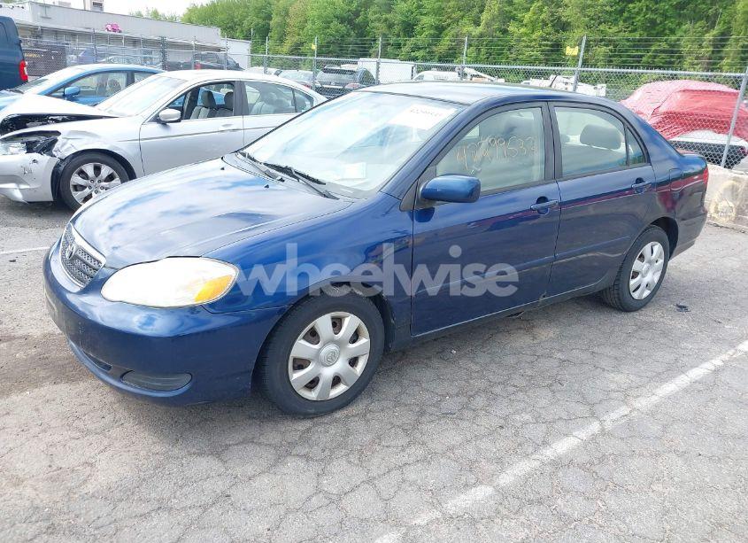 Photo 2 of 2005 Toyota Corolla LE (VIN JTDBR32E152053875)