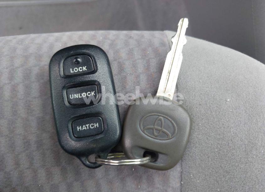 Photo 11 of 2007 Toyota Corolla LE (VIN JTDBR32E170102555)