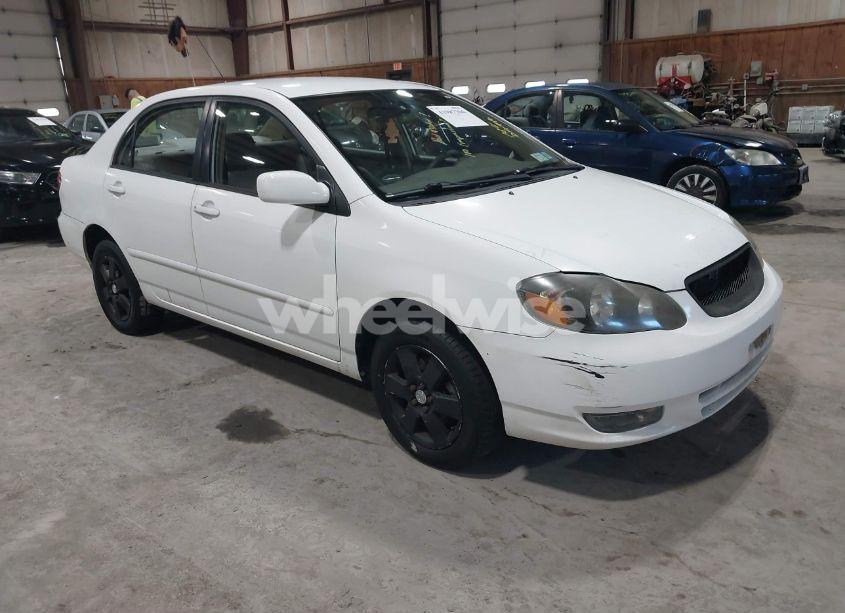 2003 Toyota Corolla LE (VIN JTDBR32E330020921) main photo