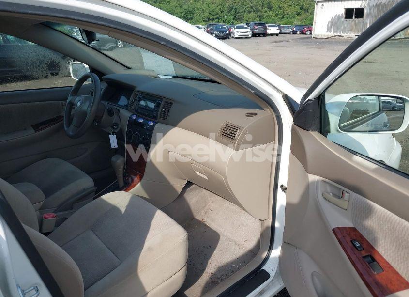 Photo 5 of 2005 Toyota Corolla LE (VIN JTDBR32E450055230)