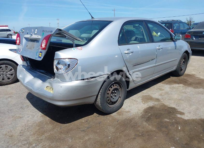 Photo 4 of 2005 Toyota Corolla LE (VIN JTDBR32E652049501)