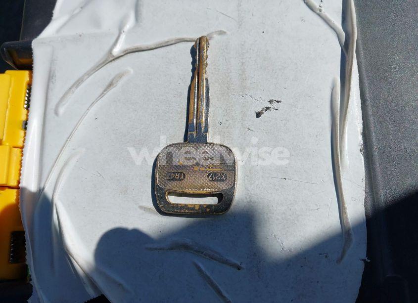 Photo 11 of 2003 Toyota Corolla LE (VIN JTDBR32E730020940)