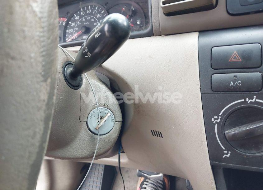 Photo 11 of 2003 Toyota Corolla CE/LE (VIN JTDBR32E730047927)