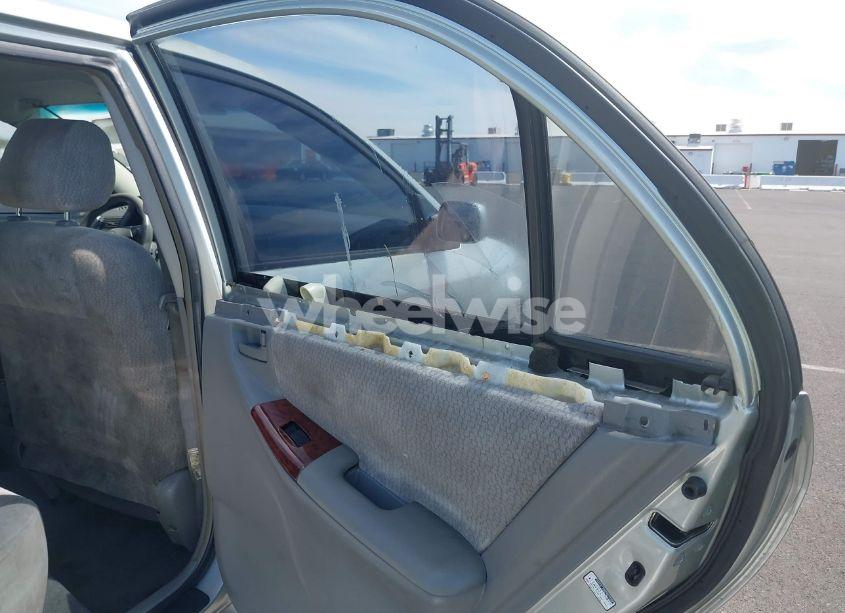 Photo 12 of 2003 Toyota Corolla LE (VIN JTDBR32E732014351)