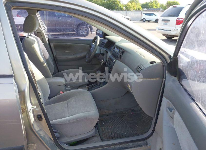 Photo 5 of 2004 Toyota Corolla CE (VIN JTDBR32E842019236)