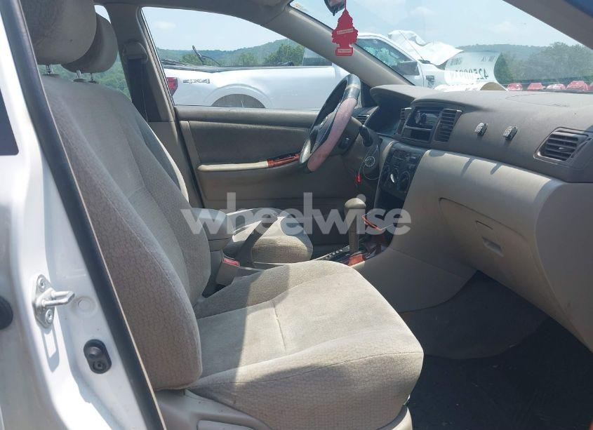 Photo 5 of 2003 Toyota Corolla LE (VIN JTDBR32E930019739)