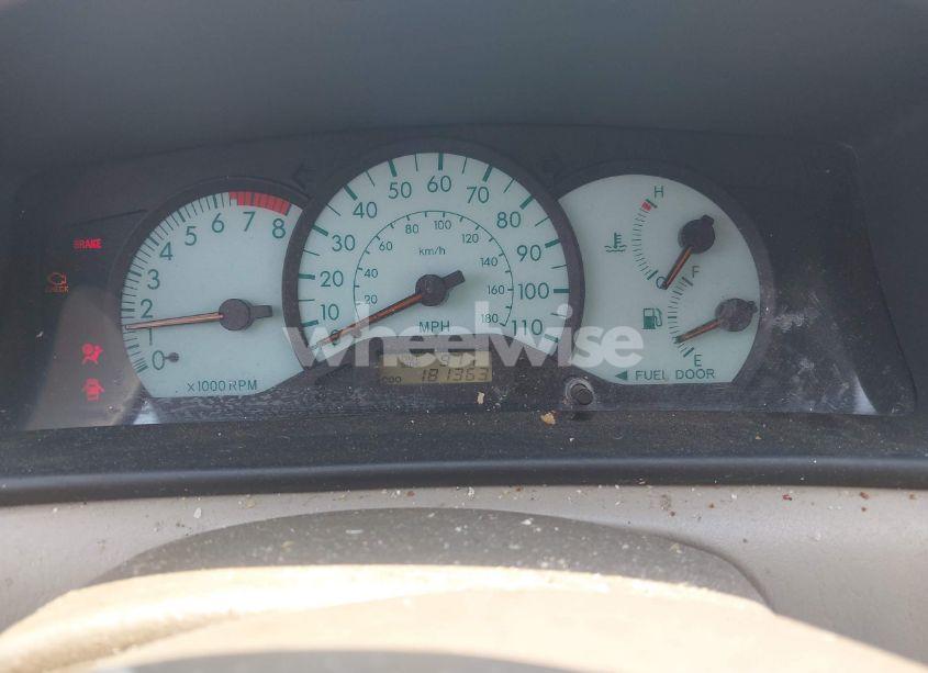 Photo 7 of 2003 Toyota Corolla LE (VIN JTDBR32E930019739)