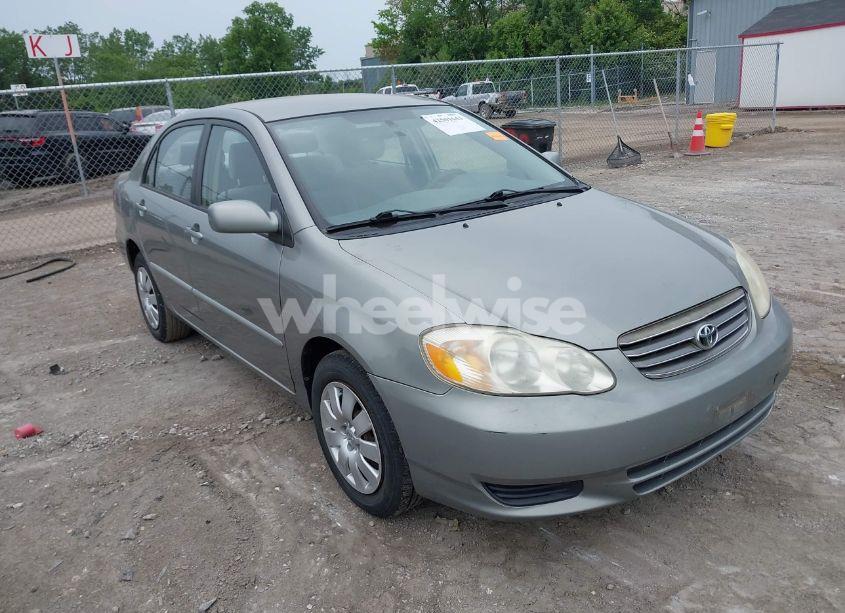 2004 Toyota Corolla CE/LE (VIN JTDBR32E942043903) main photo