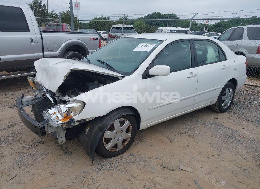 Photo 2 of 2005 Toyota Corolla LE (VIN JTDBR32E952053607)