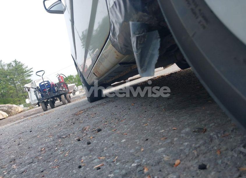 Photo 15 of 2004 Toyota Corolla LE (VIN JTDBR32EX42026589)