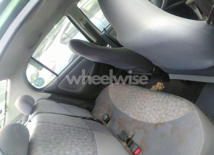 Photo 8 of 2000 Toyota Echo N/A (VIN JTDBT1230Y0002792)