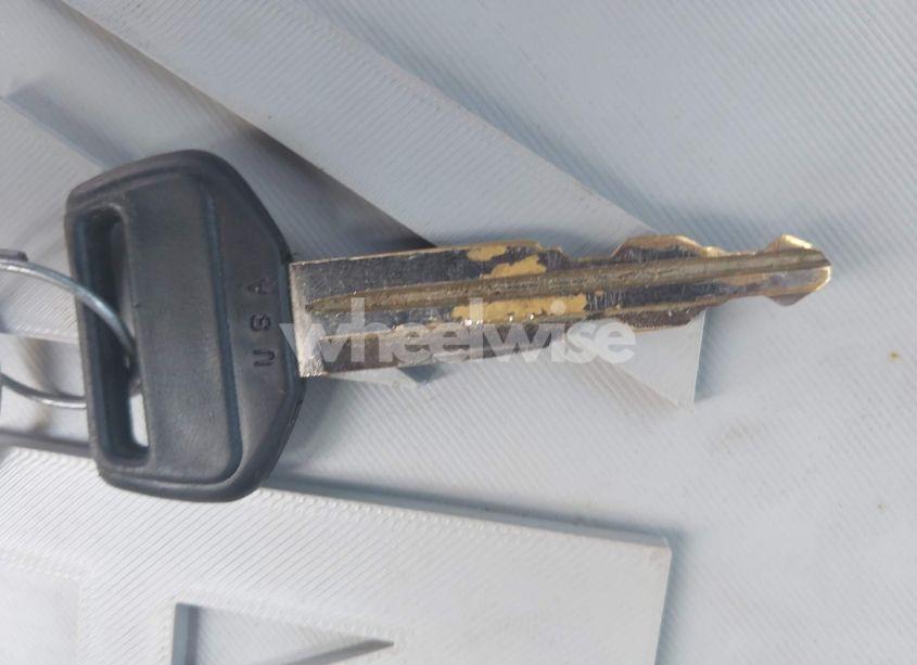 Photo 11 of 2000 Toyota Echo N/A (VIN JTDBT1230Y0077508)