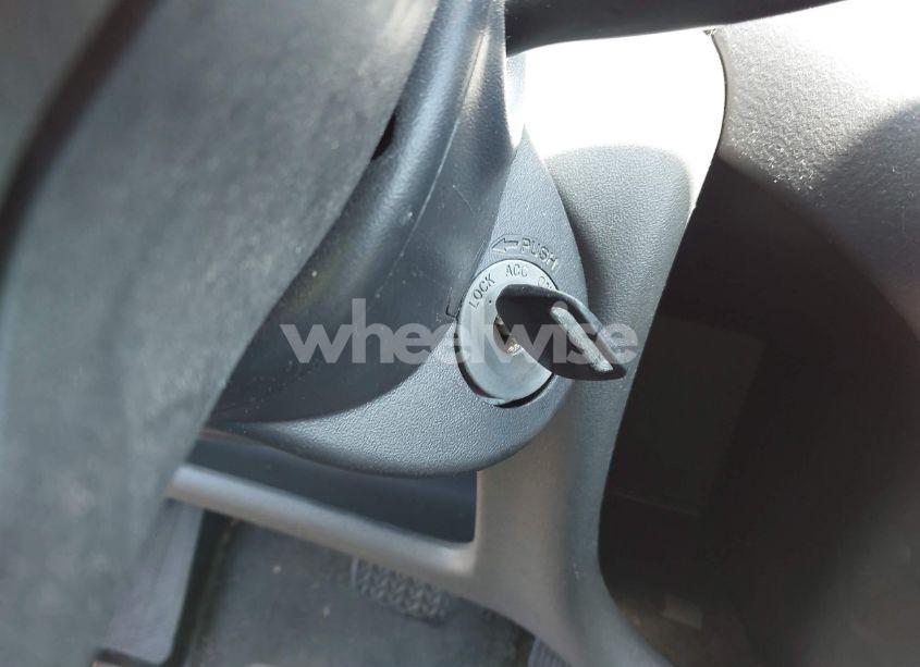 Photo 11 of 2003 Toyota Echo (VIN JTDBT123135049213)