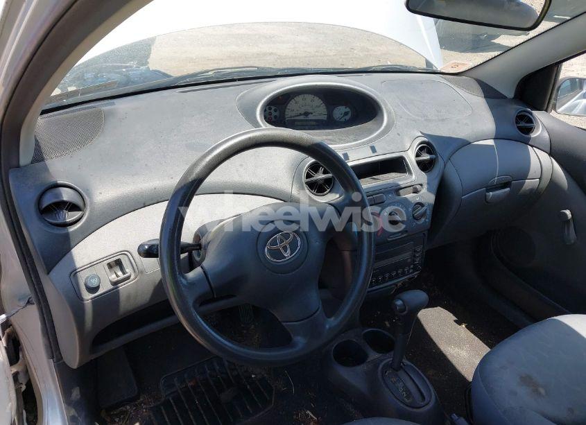 Photo 13 of 2003 Toyota Echo (VIN JTDBT123135049213)