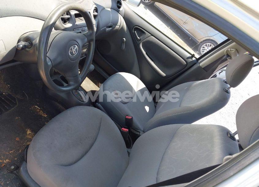 Photo 14 of 2003 Toyota Echo (VIN JTDBT123135049213)