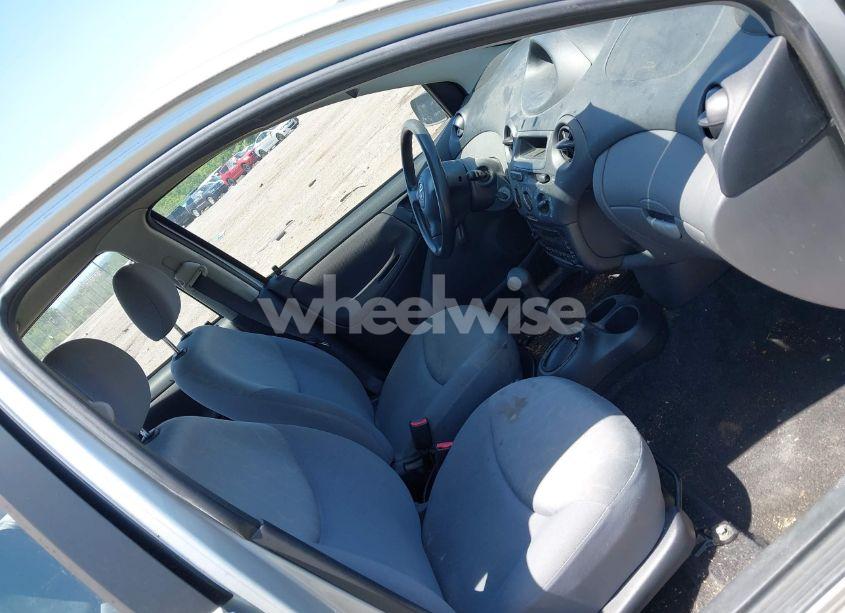 Photo 5 of 2003 Toyota Echo (VIN JTDBT123135049213)