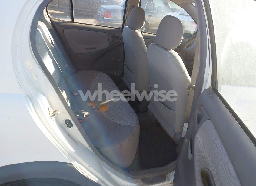 Photo 8 of 2000 Toyota Echo N/A (VIN JTDBT1235Y0035903)